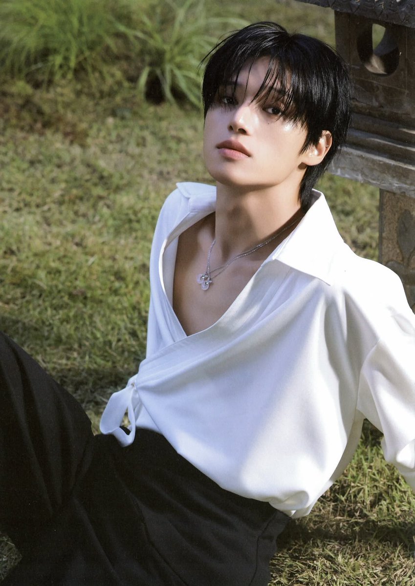 🐈‍⬛🖤🍓 tweet media