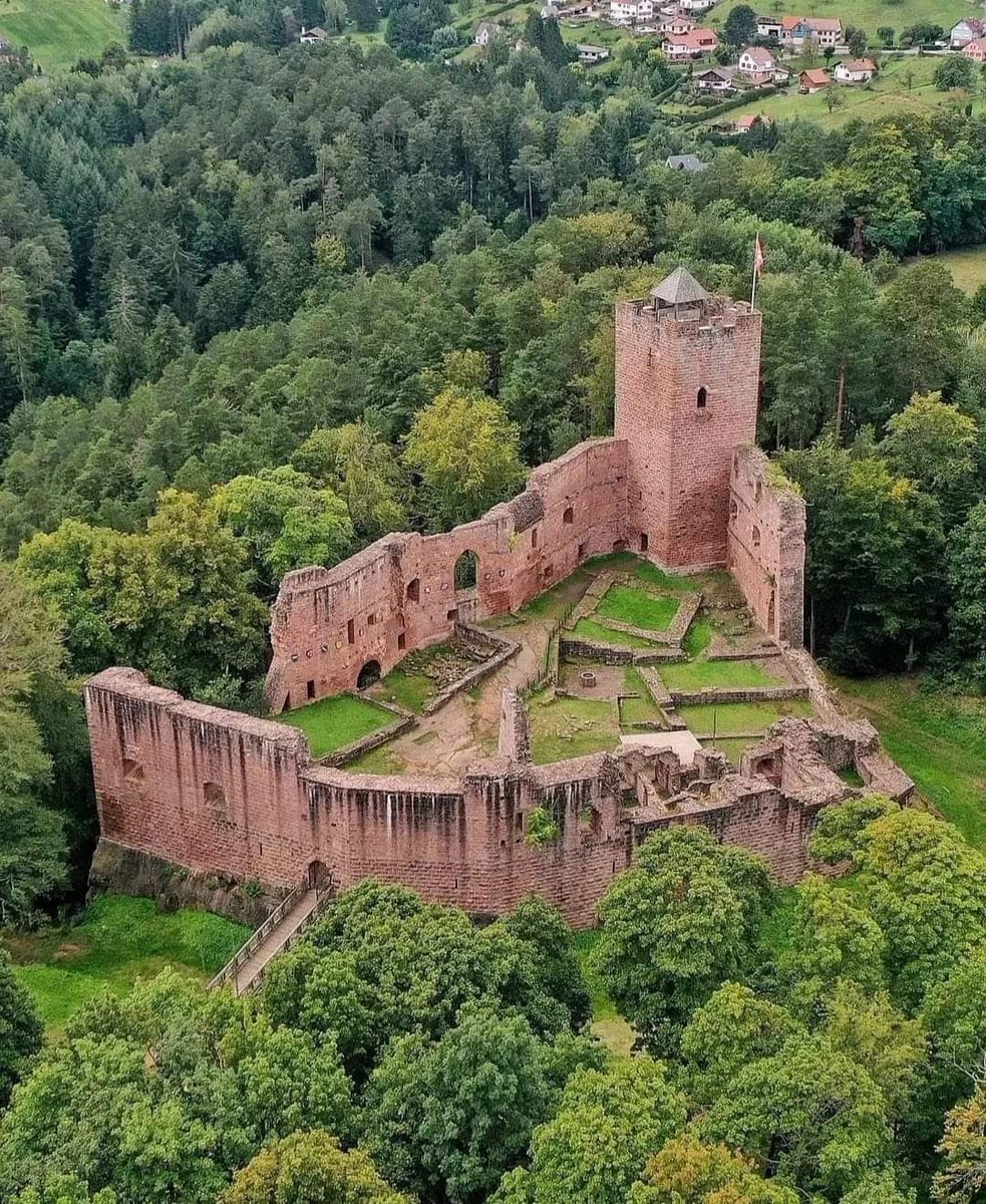 Mystic Castle tweet media