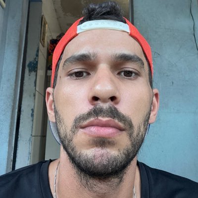 euamorimm's tweet photo. #NovaFotoDePerfil https://t.co/LgWYgScjsk