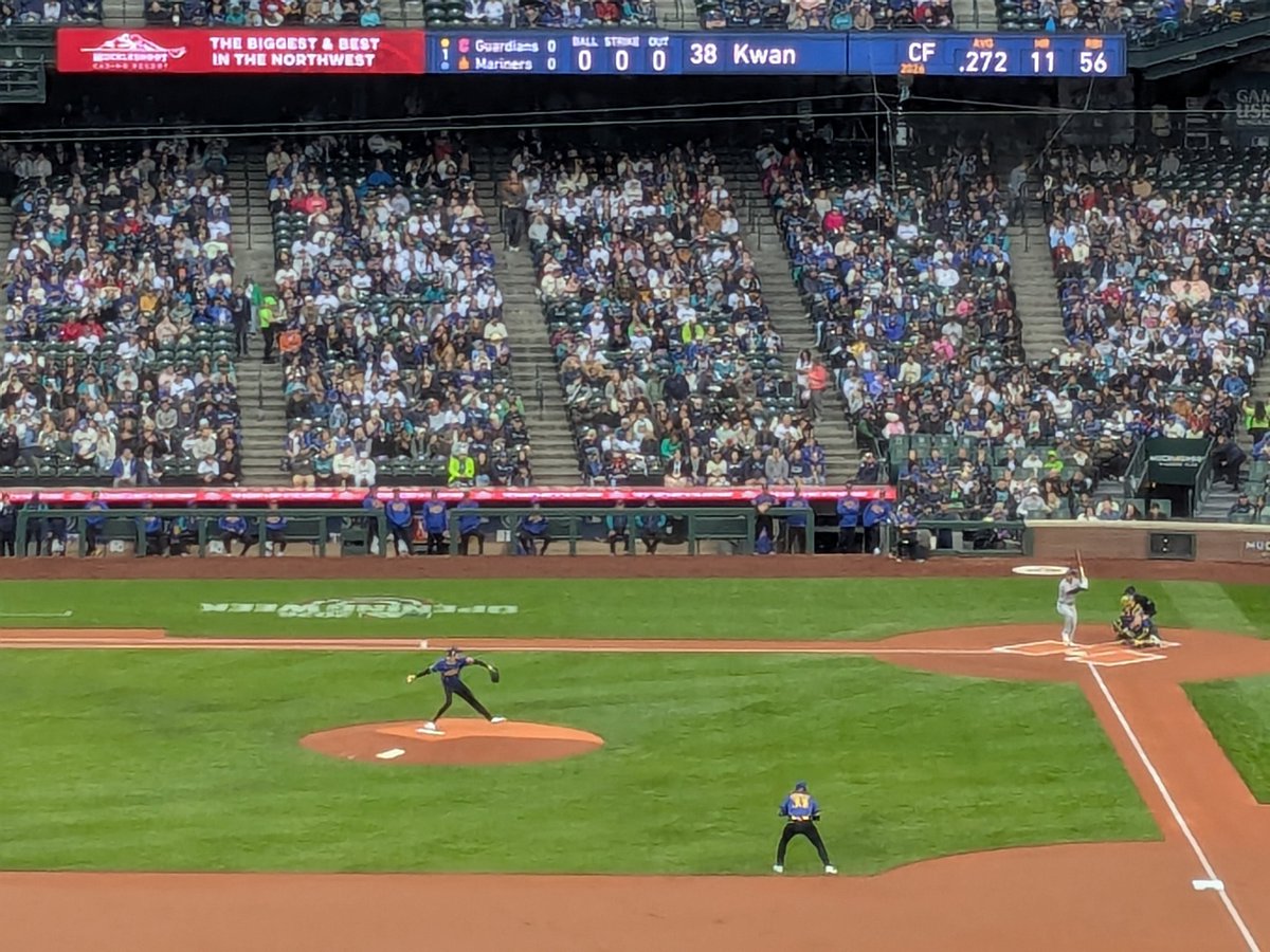 Buster_Hump2 tweet media