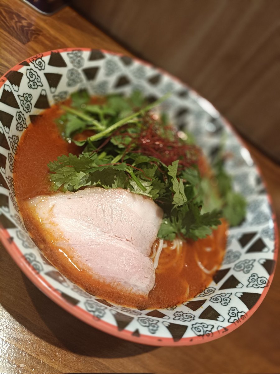 家系ラーメンいんなみ家@上大岡 tweet media