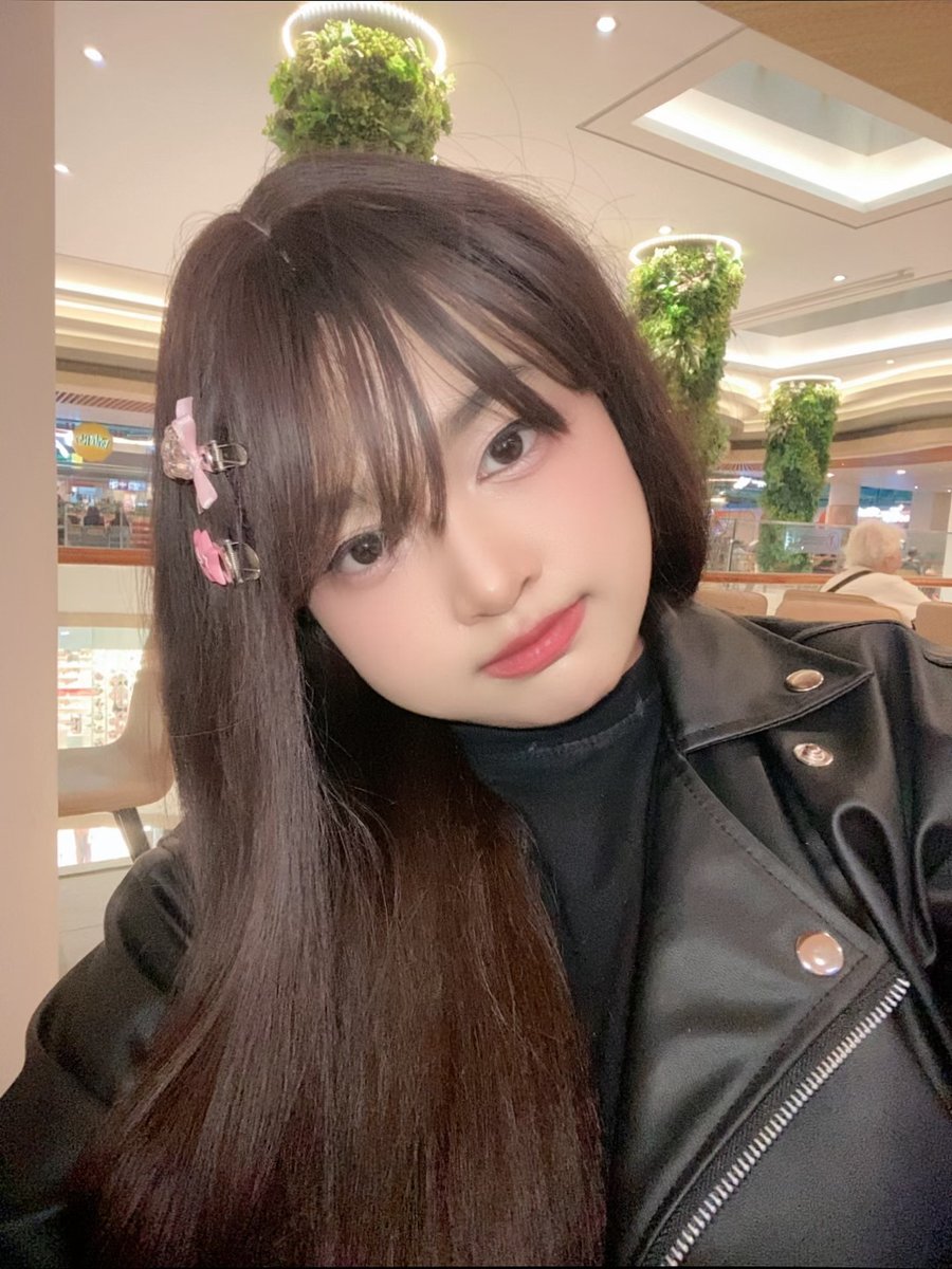 𝑳𝒊𝒂 𝑾𝒊𝒔𝒕𝒆𝒓𝒊𝒂 🦢💞 tweet media