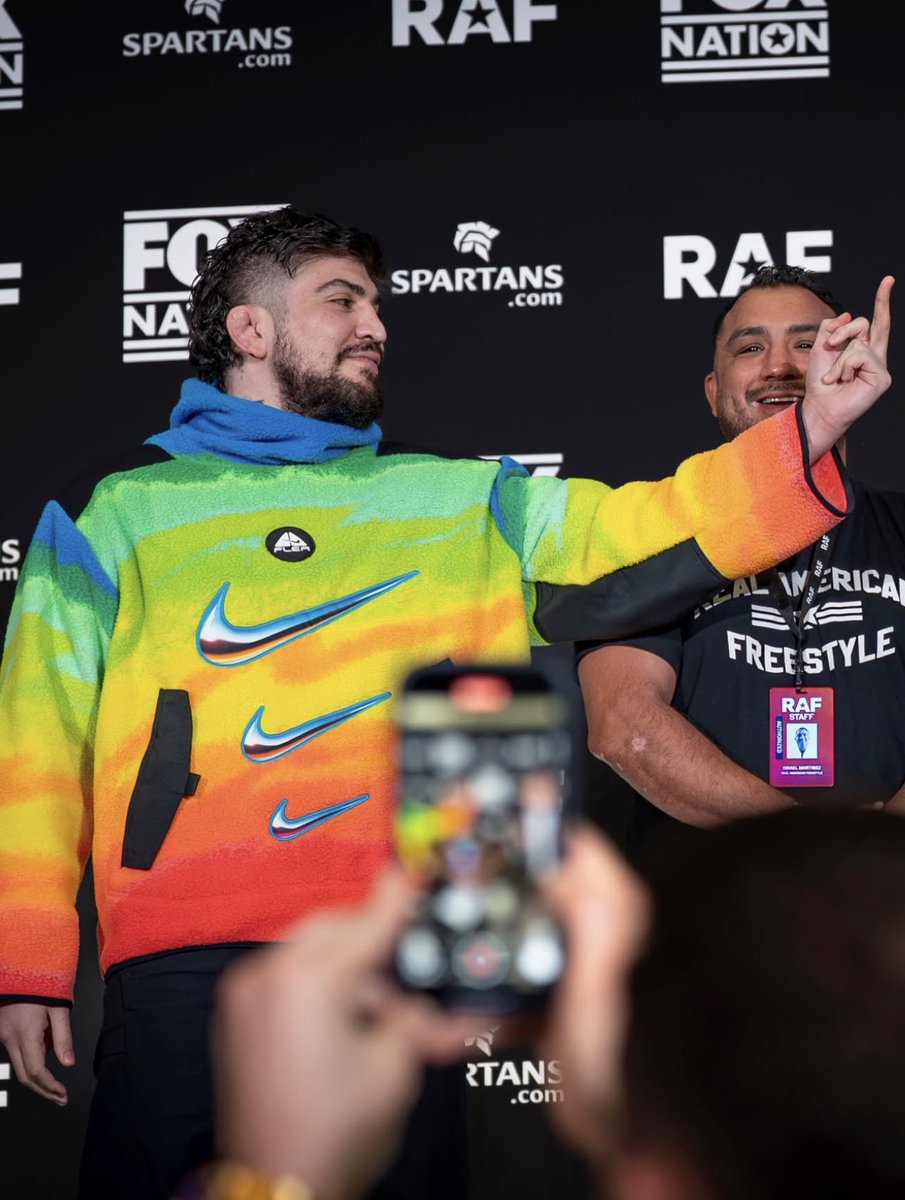 Dillon Danis tweet media