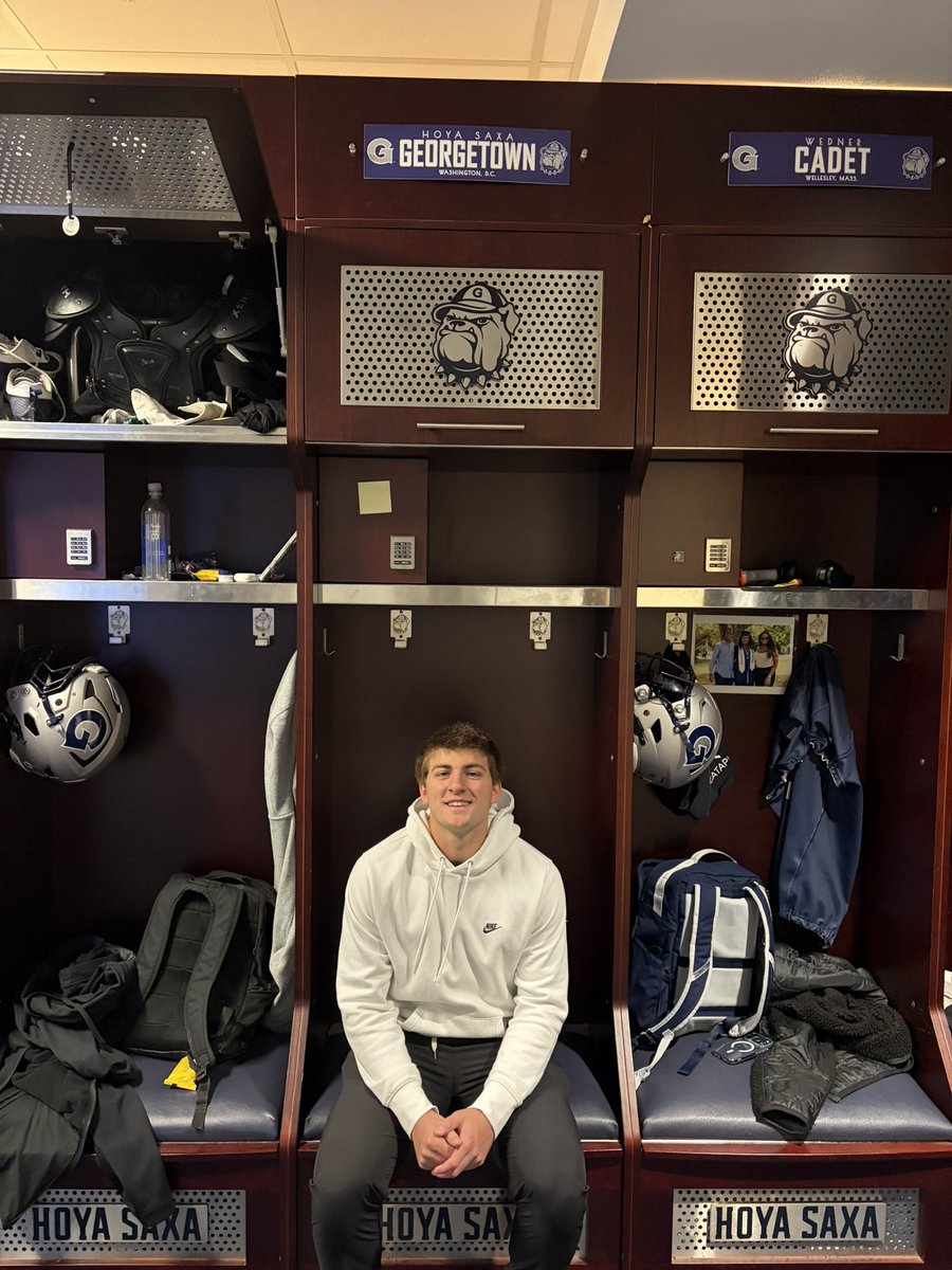 milescomarda's tweet photo. Had a great time at Georgetown last weekend, thank you to coach @CoachTreyHen and @CoachAmoako for showing me the amazing facilities. Excited to be back this summer for camp. @TXPrivateFBGuy @TXPSMedia @CoachLarned @CoachHudFB https://t.co/udo4jyhAex