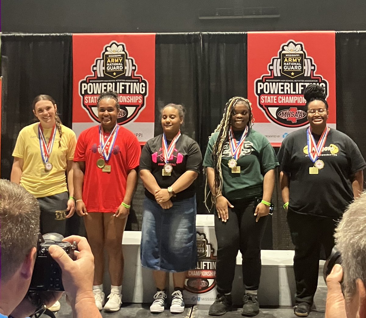 LHS Powerlifting tweet media