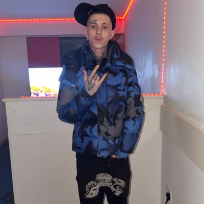 Jcee24zz's tweet photo. #NewProfilePic #findom #cashsubs #alpha https://t.co/Et4I30In3v