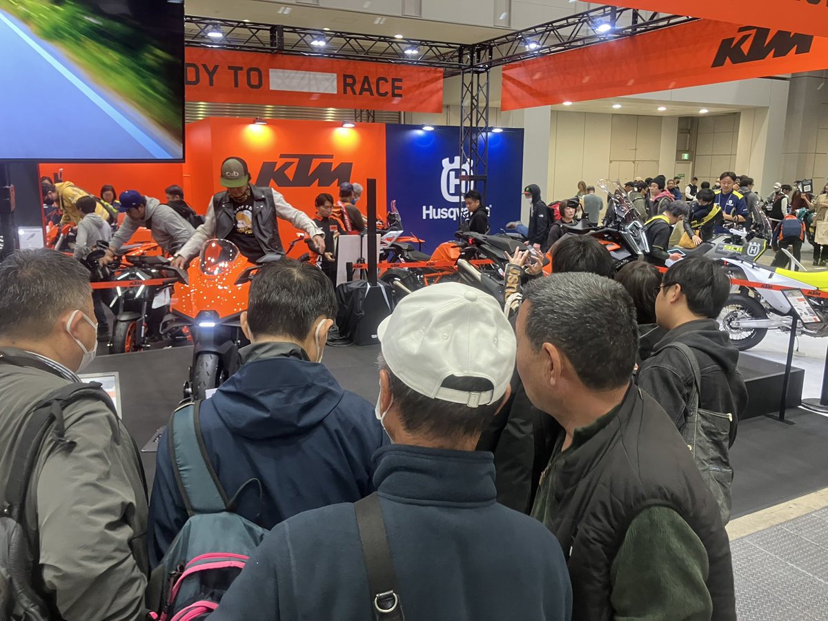 オーシア tweet media