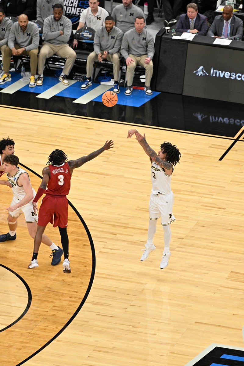 Michigan Men's Basketball tweet media