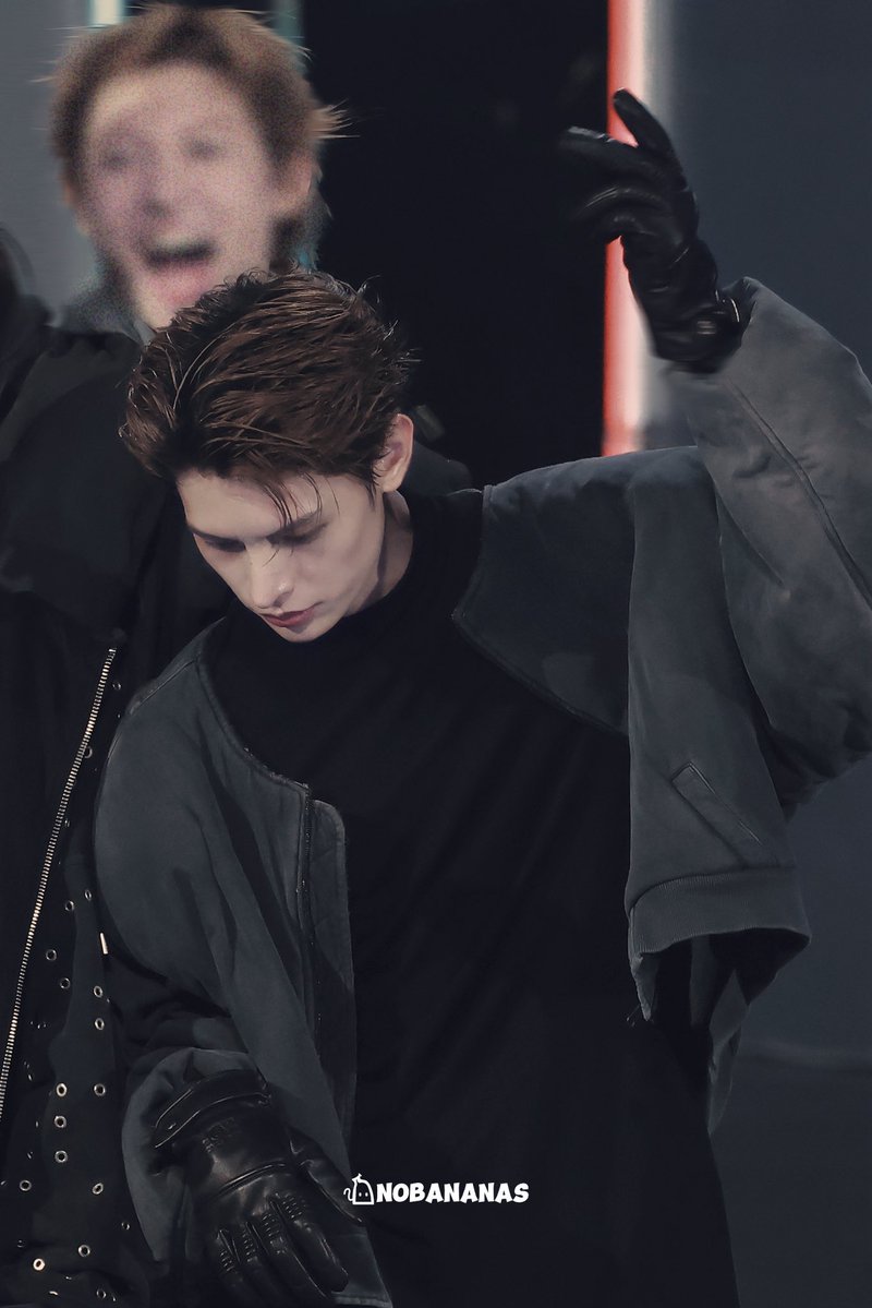 Nobananas tweet media