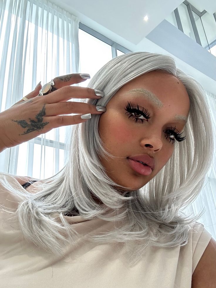 𝓜𝓸𝓷𝓲 𝙇𝙞𝙠𝙚 𝙢𝙤𝙣𝙚𝙮 archives☆ tweet media