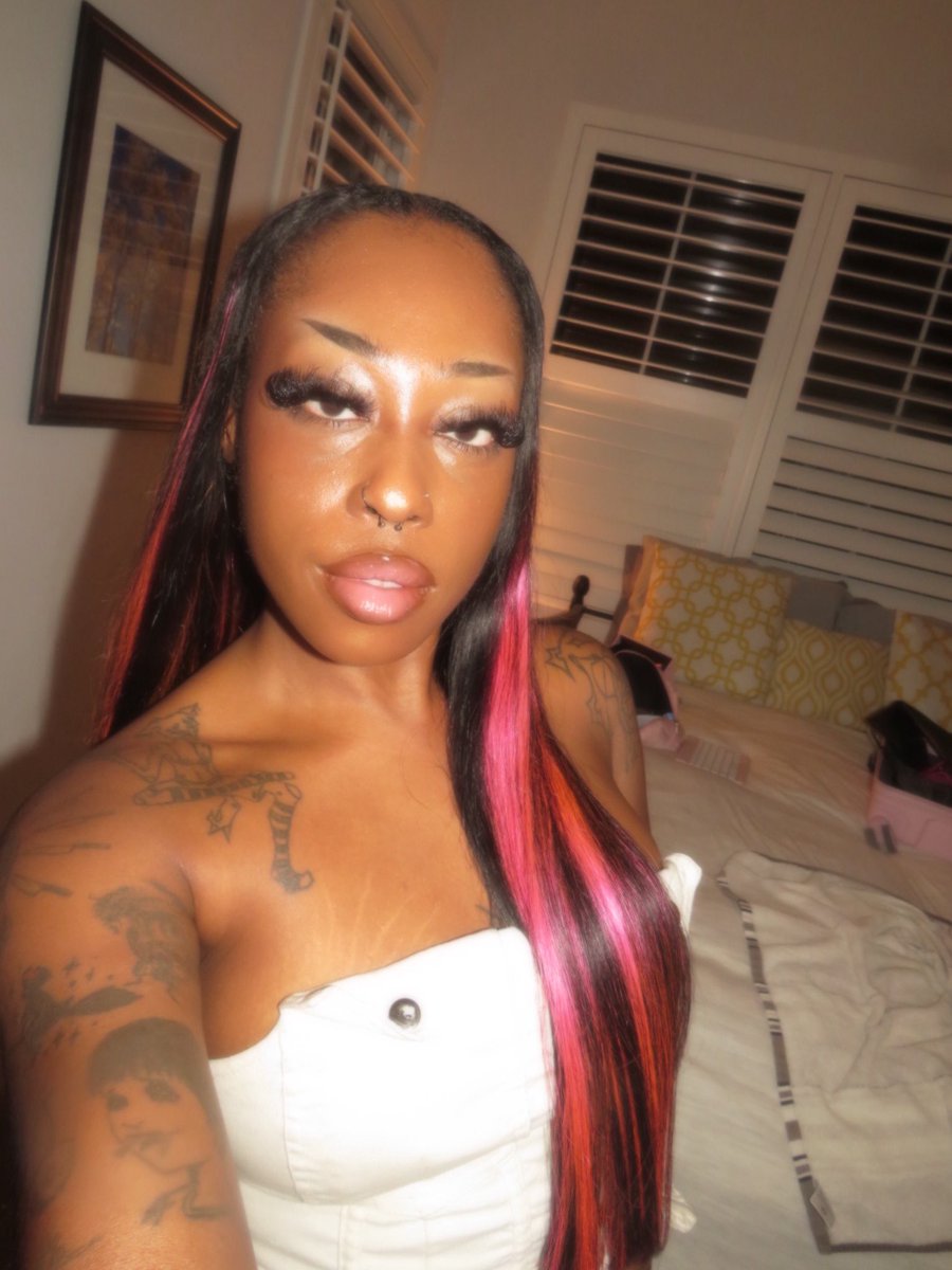 .𖥔 ݁ ˖༘⋆goddess𐦍emi⊹₊ ⋆｡˚ tweet media