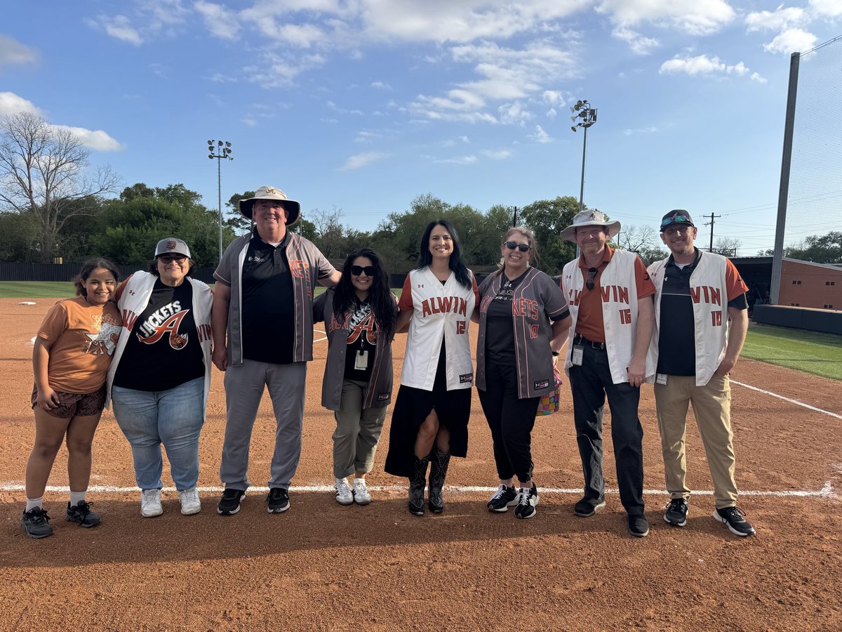 🐝 JACKET SOFTBALL 🐝 tweet media