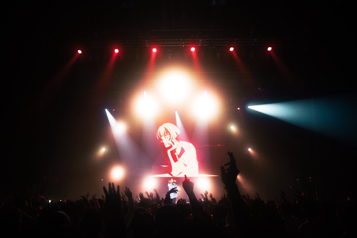 favoy_eplus's tweet photo. 【DAY2】
水槽　@suisoh_

🗣️GUEST
Daoko　@Daok0
yowa (from CLAN QUEEN)　@yowa_6

Photo by Kota Maruyama

#FAVOY #ふぁぼい 
#水槽 #Daoko #yowa https://t.co/kIO1cVaX0v