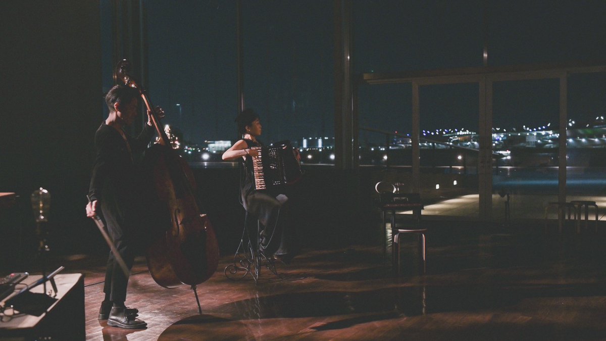 [ 横浜公演チケット発売中] 
 夜の海辺の組曲 
Latitude - A Suite, Yokohama   
4月26日(日)  
19:30 開演 
会場｜象の鼻テラス 
音楽｜mama!milk    

公演の詳細・お申込みは以下ページをご覧ください。 musicamoschata.info/schedule/31011/