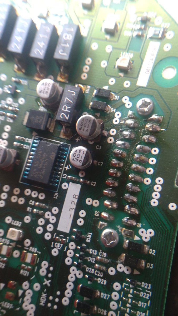 にょろ　さん tweet media