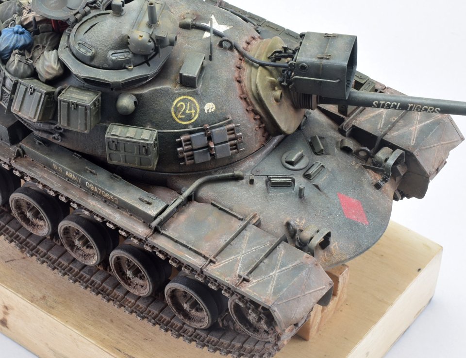 ひらりん tweet media