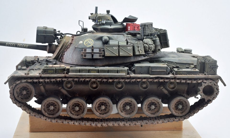 ひらりん tweet media