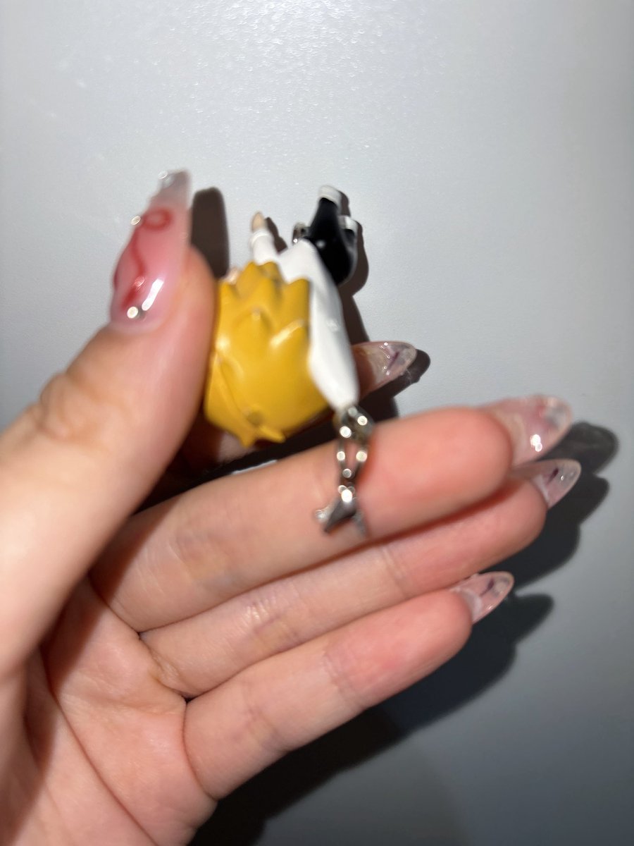 ましろ tweet media