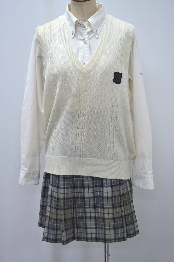 東京都 錦城高等学校 ベスト夏服が出品されました。 現在価格：7,900