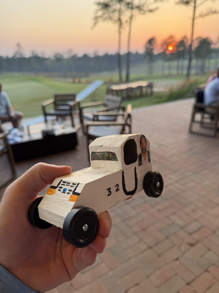 Tron Carter tweet media