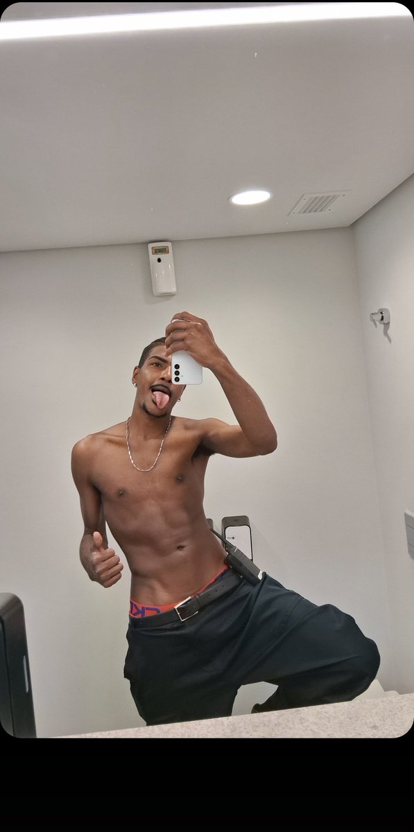 maguinatah6045🤡 tweet media