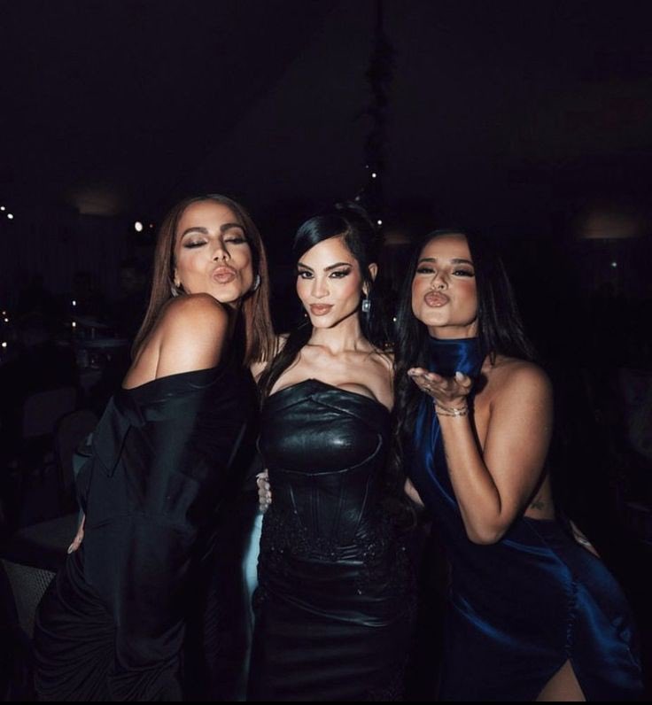 sugga de la cruz🧡 tweet media