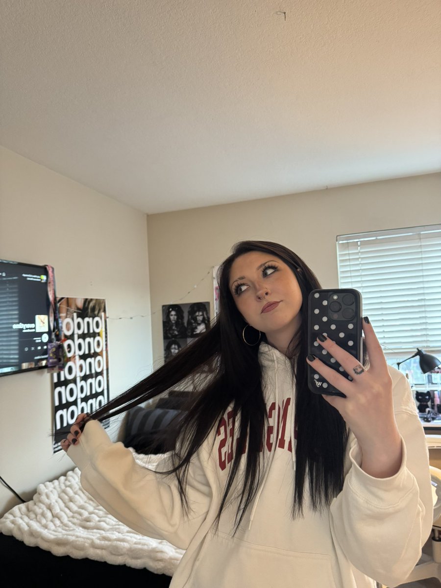 chipsonline tweet media