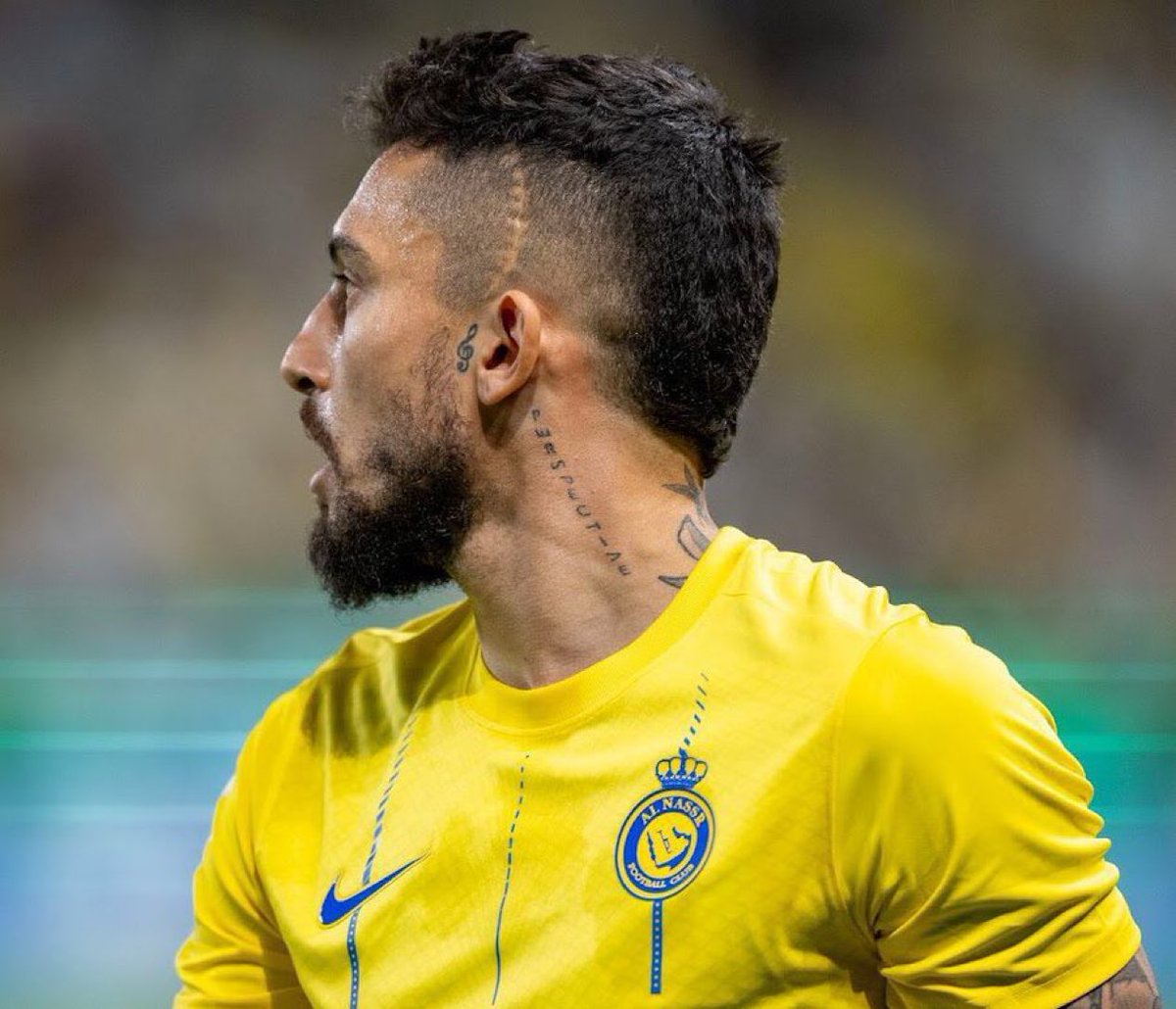 جرح 💛💙 tweet media