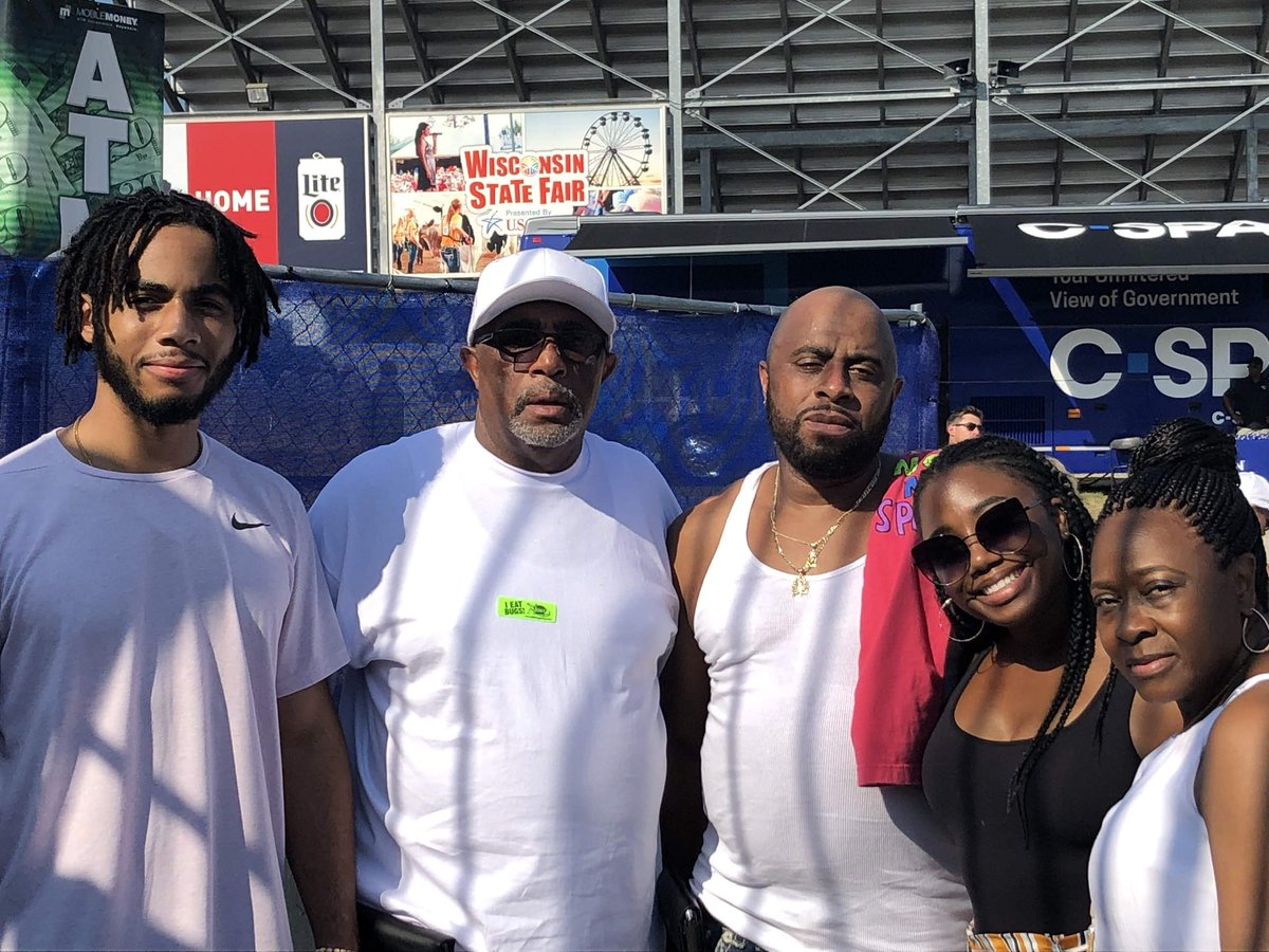 Redheaded Step Child👩🏾‍🦰💋✨ tweet media