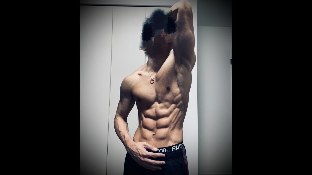 ぴーな tweet media