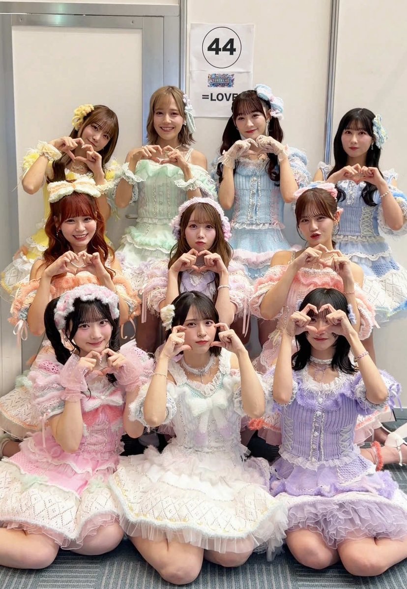 bozu_108's tweet photo. 頼むから今年の紅白これ出てくれ！選手権

最優秀賞
Juice=Juice
（ジュースジュース）

金賞
M!LK
（ミルク）

入賞
去年から言ってますがイコラブ

入賞
モナキ https://t.co/OgiF9NW2mh