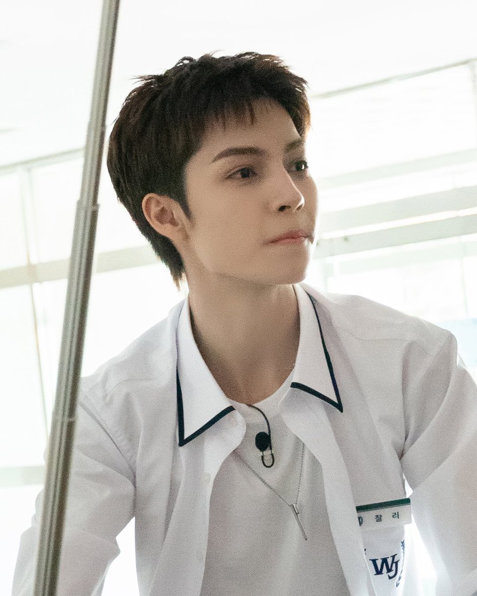 charlie pics ★ tweet media