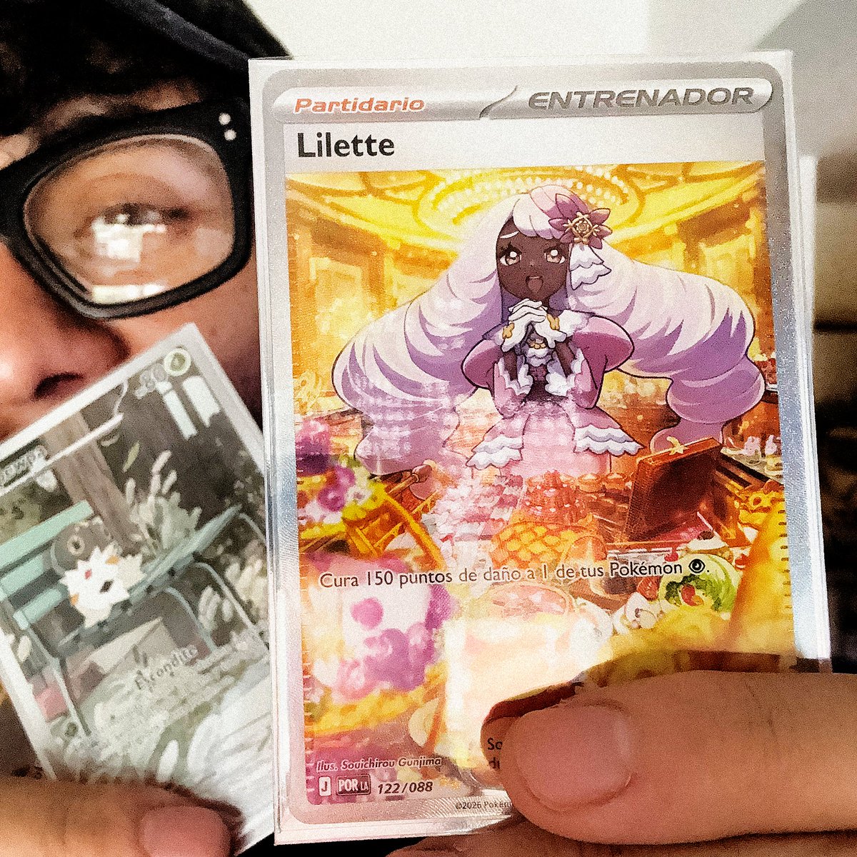 pokedexobscura's tweet photo. Encontré todas esas cartas y más en los sobres #Obsequiado_por @Pokemon ¡Muchas gracias! https://t.co/4uGGtIoXJx