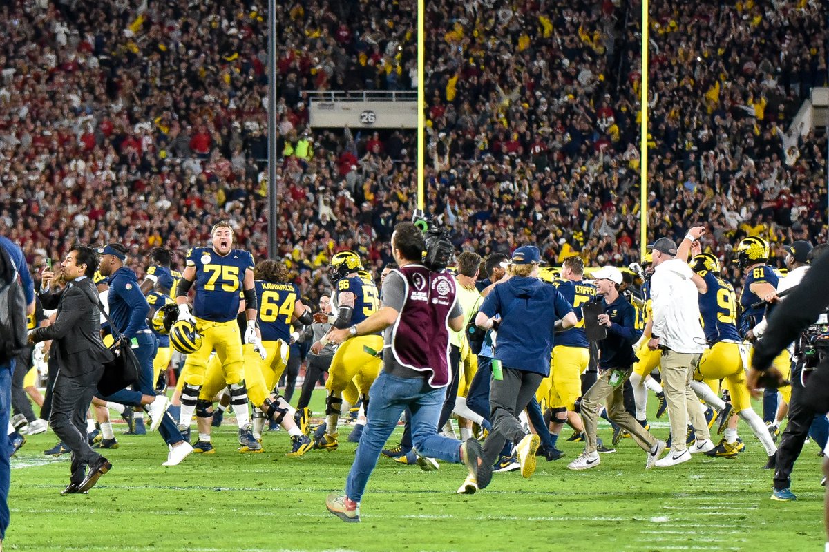 muck_photo's tweet photo. Down goes Bama 💪😤 https://t.co/nRi2wyYpAZ