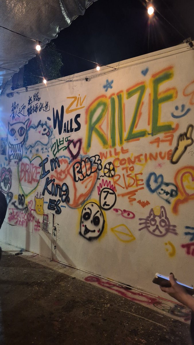 júlia ⊬ tweet media