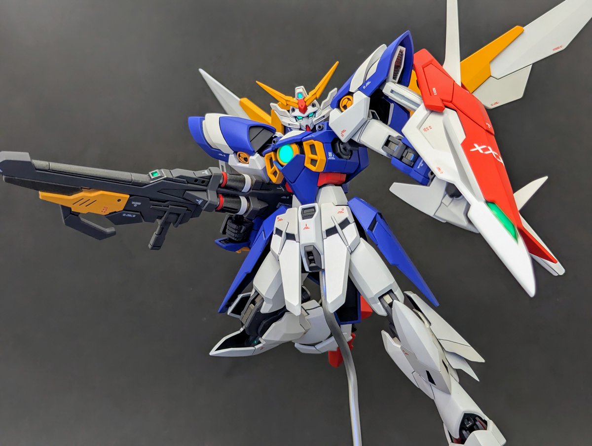 ポンポン tweet media