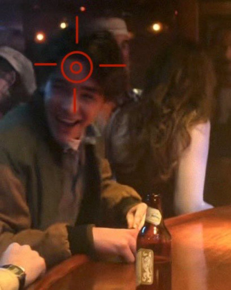 𓀐𓂸 tweet media