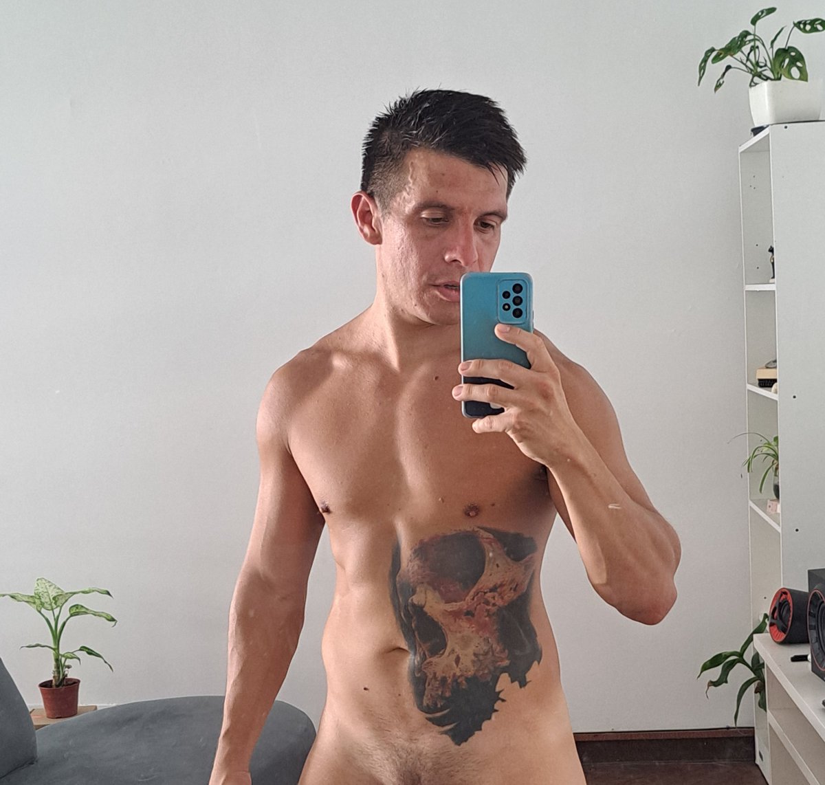 walter_wal92's tweet photo. Vitamina D  + putifoto https://t.co/uDS7VgwlPj