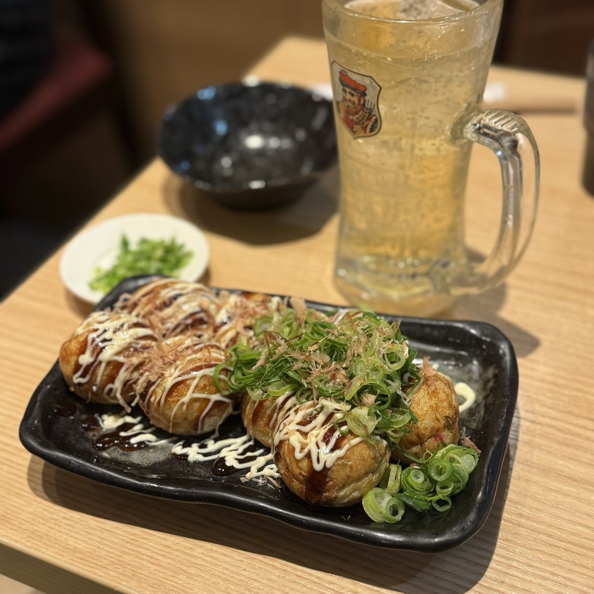 sst_lc's tweet photo. たこ焼き食べに大阪へ https://t.co/cgjVicp9SM