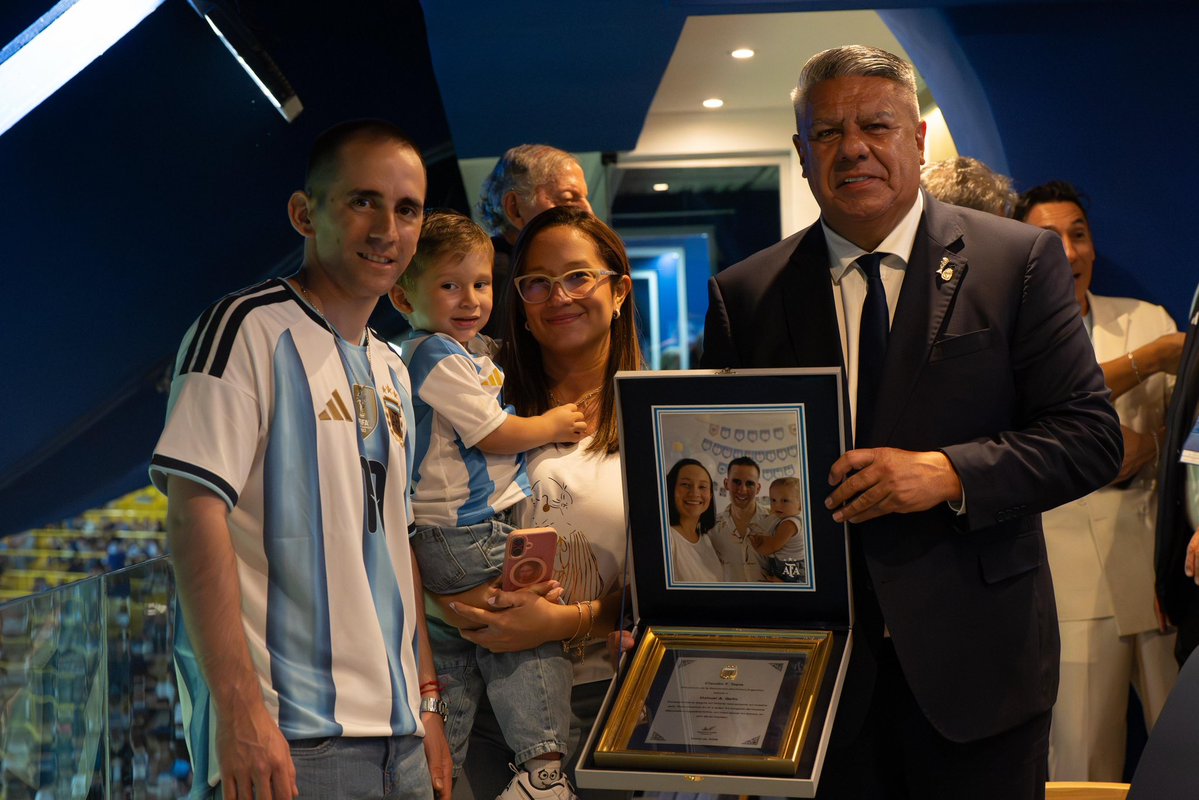 Chiqui Tapia tweet media