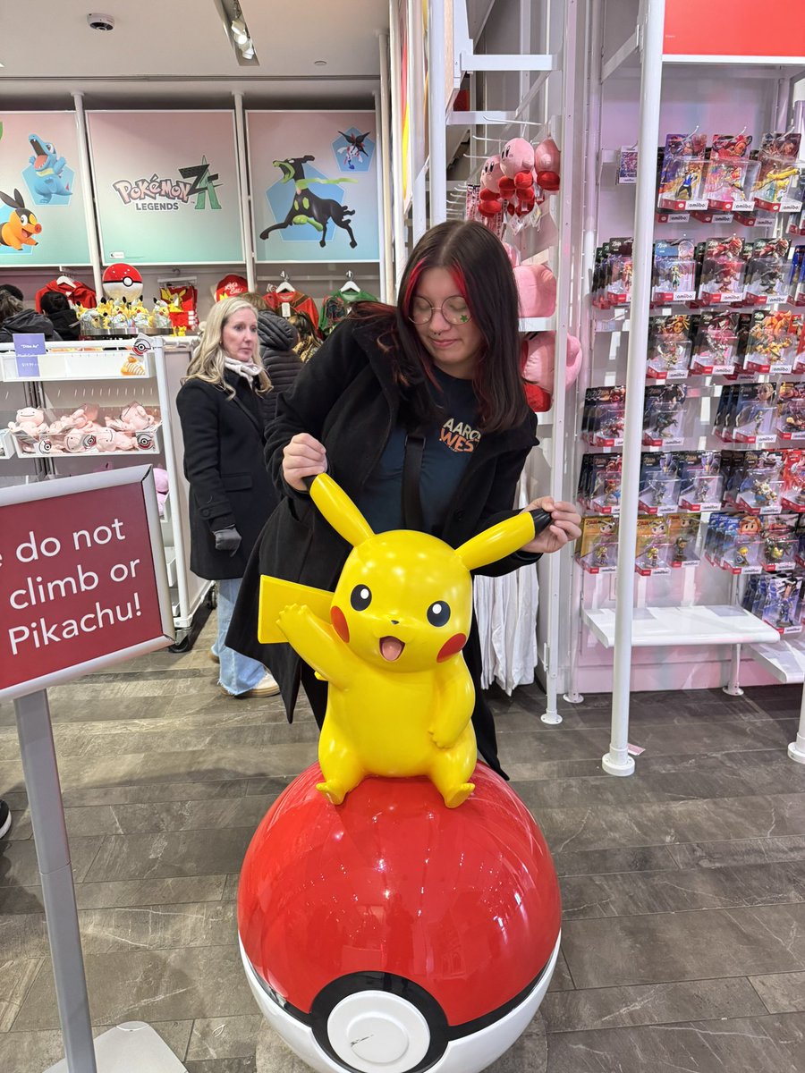 Robert 🚀 tweet media