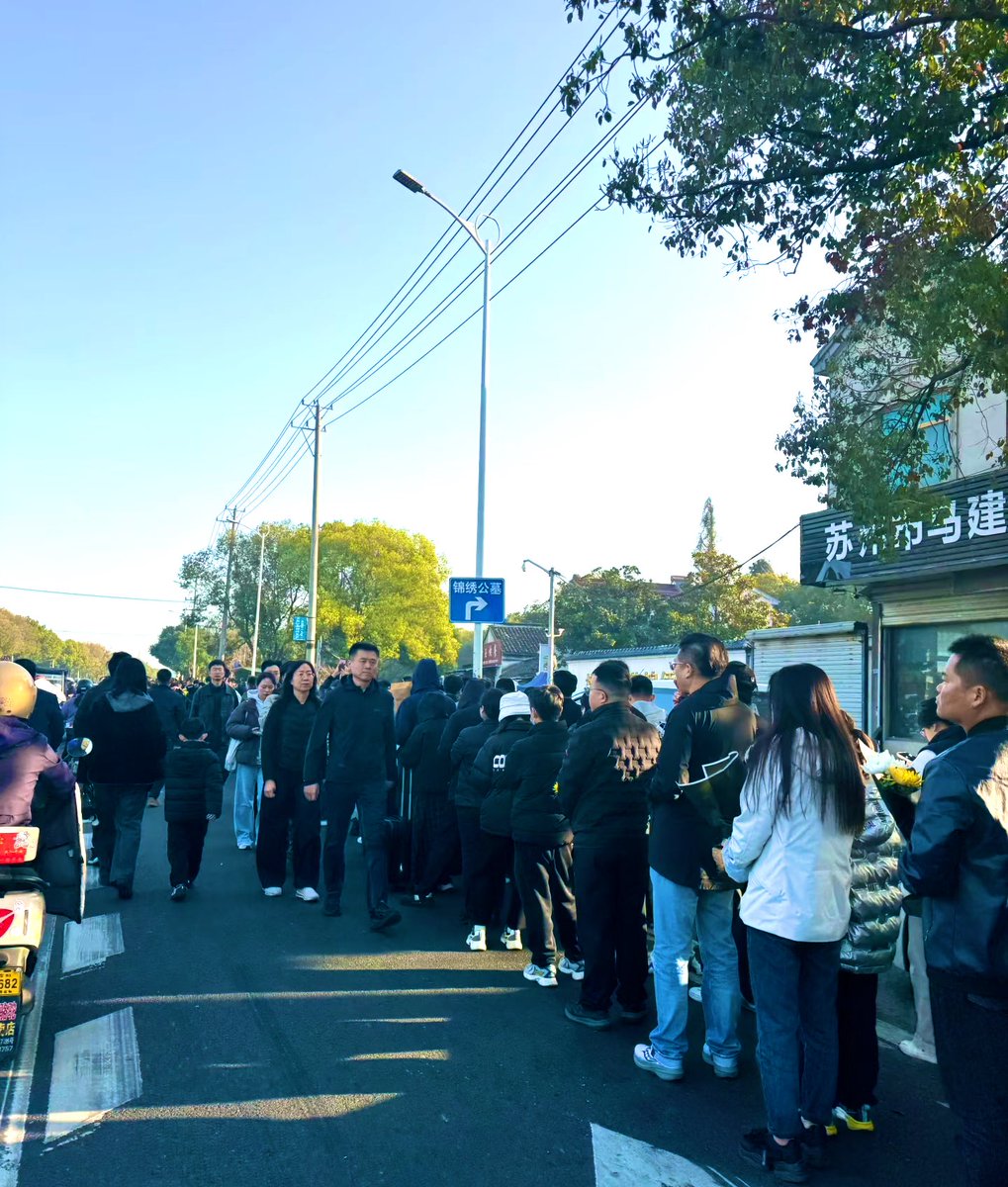 angel917 tweet media