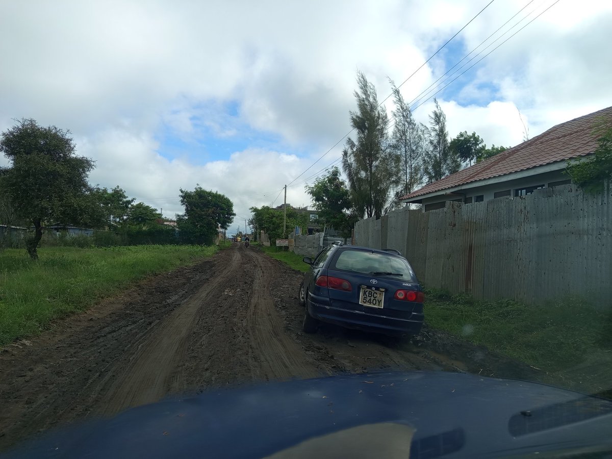 Dear Governor <a href="/Wavinya_Ndeti/">Wavinya Ndeti Oduwole, EGH</a> 
Your Excellency,
Greetings.
We, the residents of Mitatini,Sunshine, humbly take this opportunity to appreciate your continued efforts in improving infrastructure and service delivery across the county.