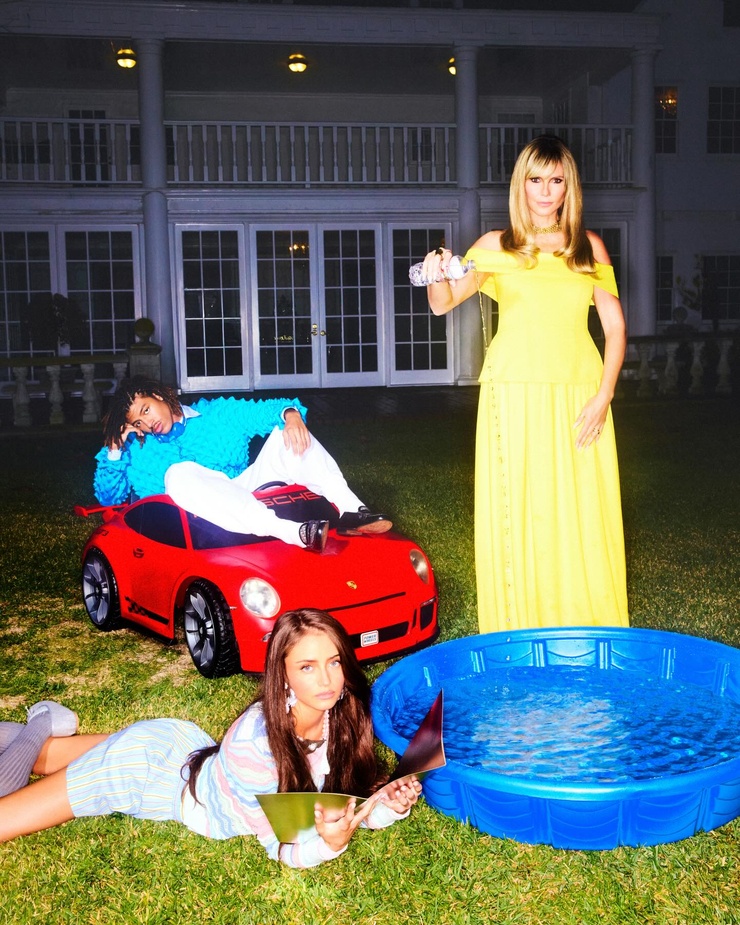 Victoria's Secret. tweet media