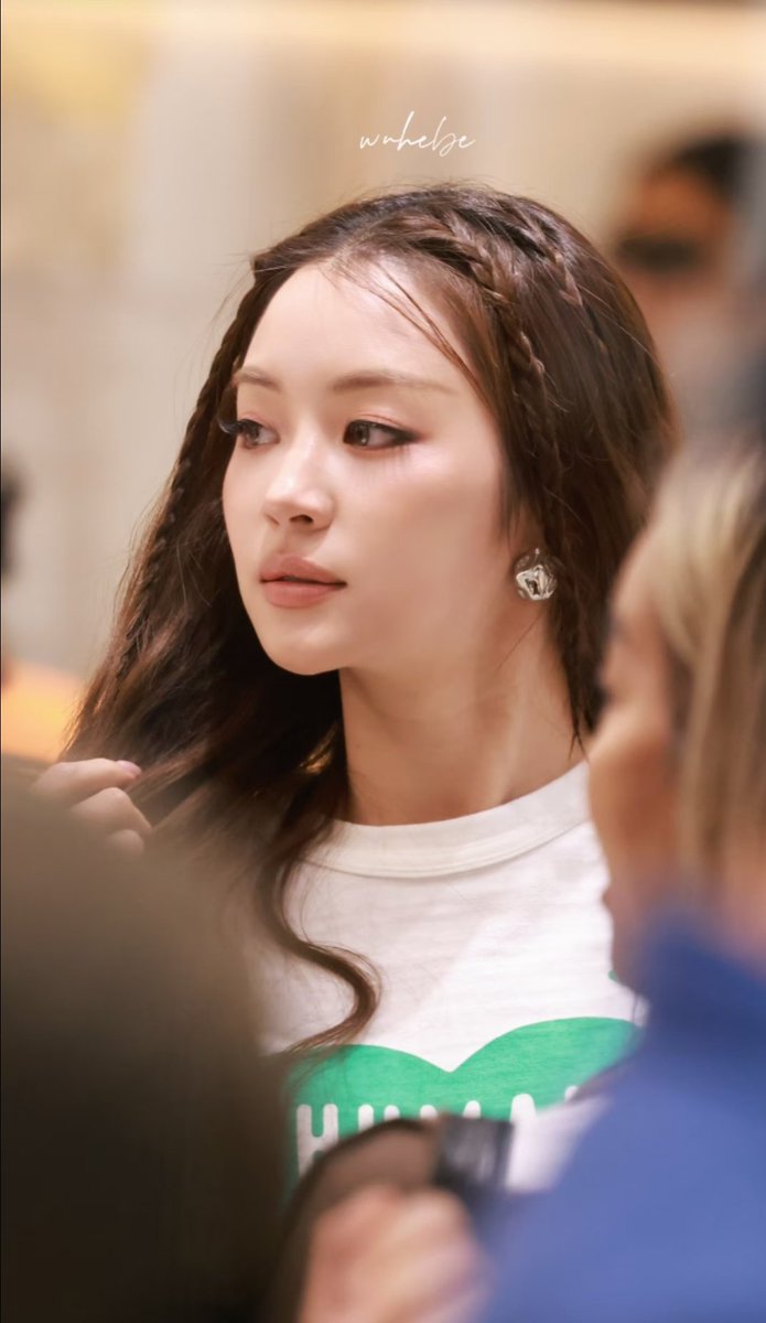 lara🦋🧸 tweet media