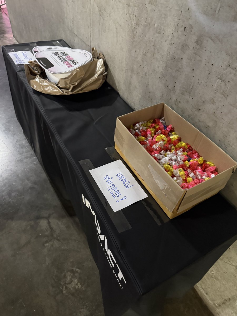 TAEYONG TH tweet media