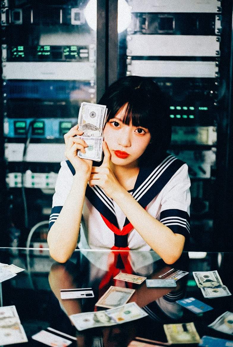 わたしも 収益化に 届きたい〜
I just want to hit the monetization threshold too…