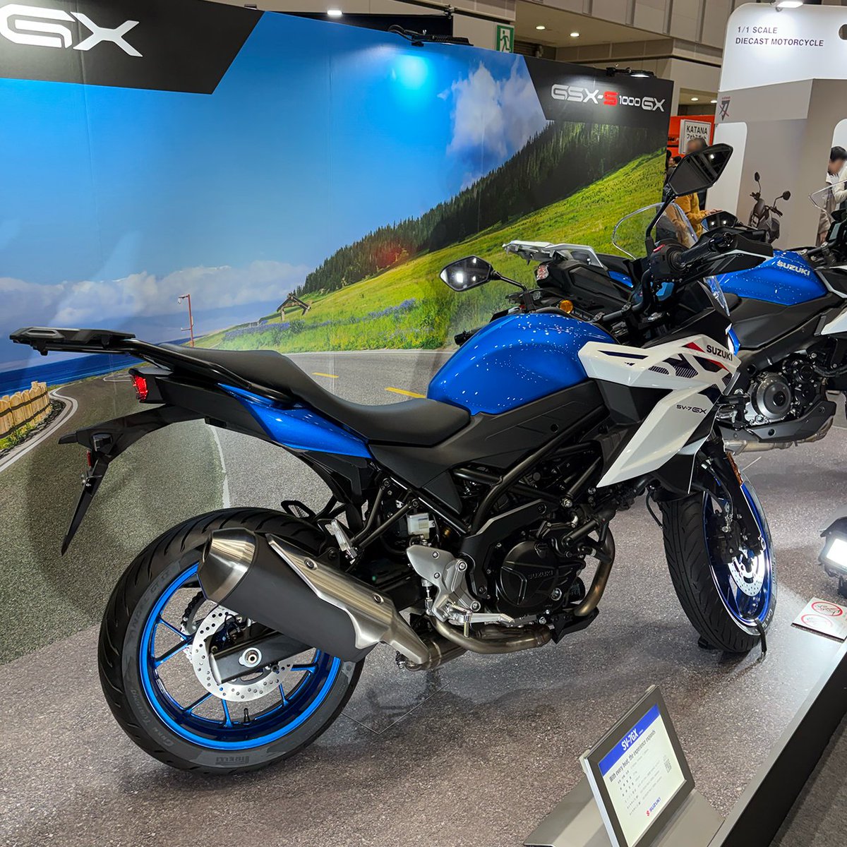 東京モーターサイクルショー tweet media