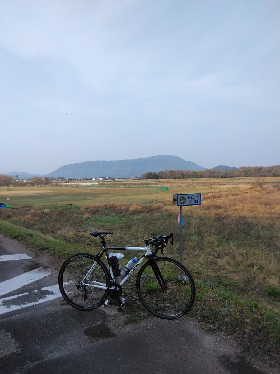 ihogio's tweet photo. 土器川までポタリング。
暖かくなった。 https://t.co/gpitIiWfFC