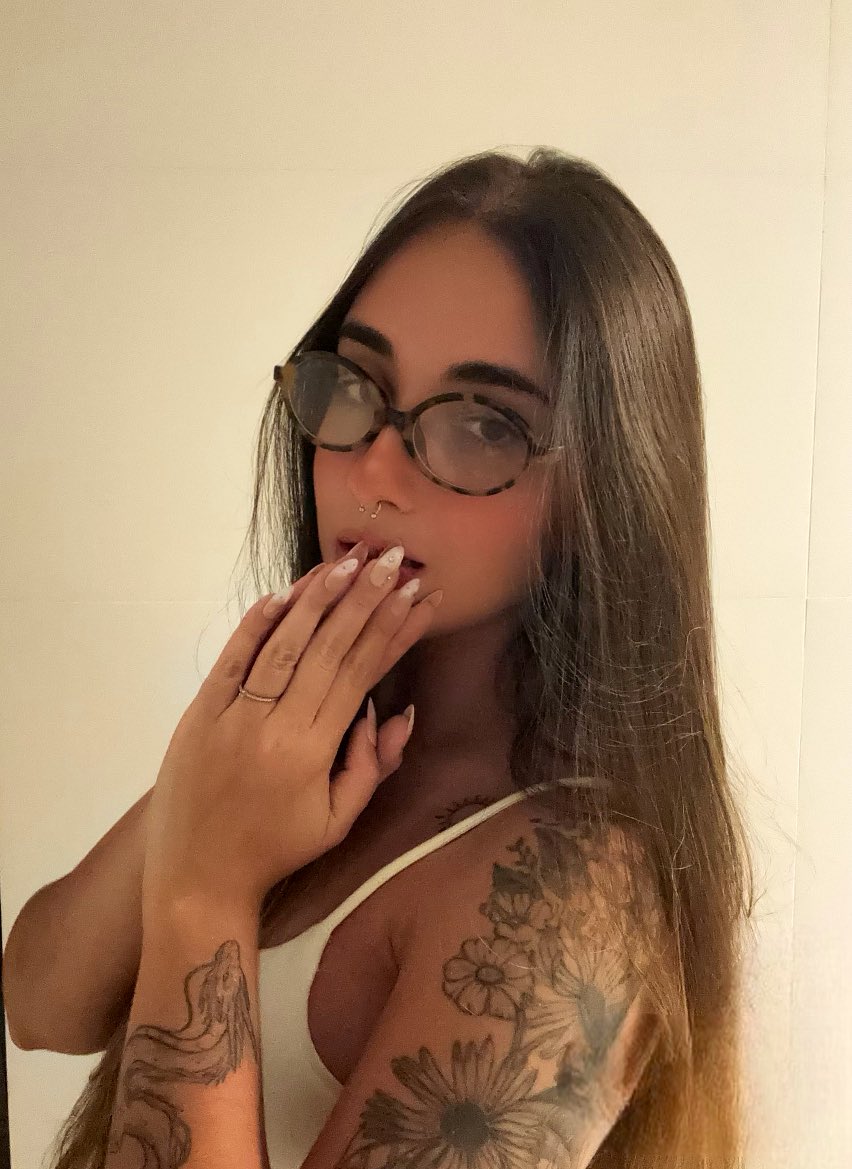 ⊙⊝⊜ tweet media